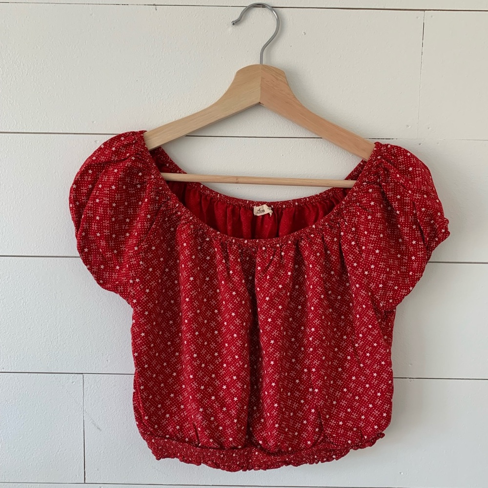 Hollister cropped blouse